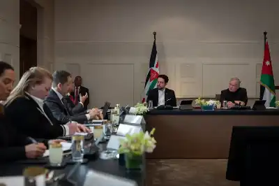 الملك يتابع سير العمل في البرنامج