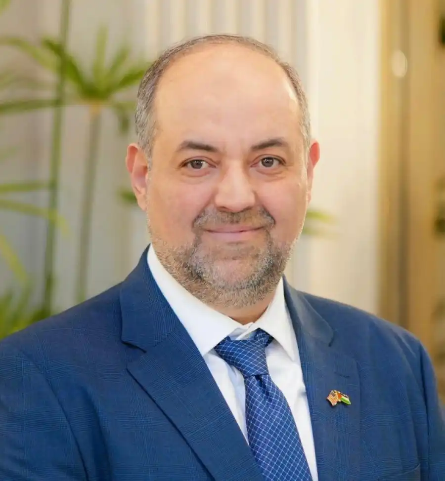 الفراية يكتب: الدكتور طارق نجيب.. رجل