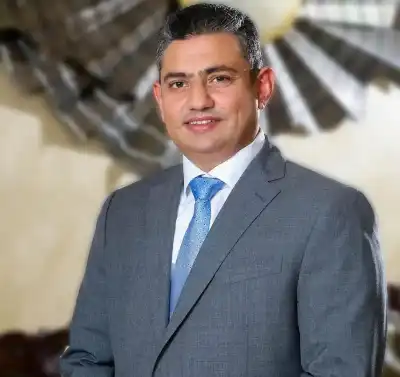 ياسين: الحوكمة هندسة شاملة وتطوير الإدارة