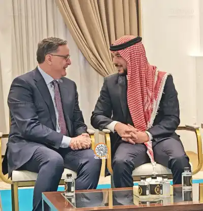 نائب الملك الأمير الحسين في بيت