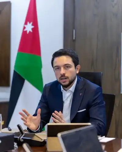 الخصاونة يكتب: ولي العهد.. سند بوابة