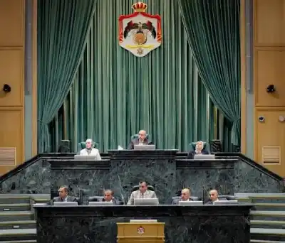 دورة برلمانية اتسمت بالانجاز والقاضي احتوى