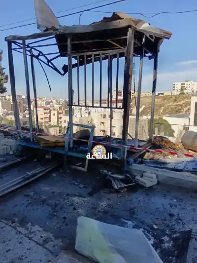حريق بكرفان في شارع الأردن إثر
