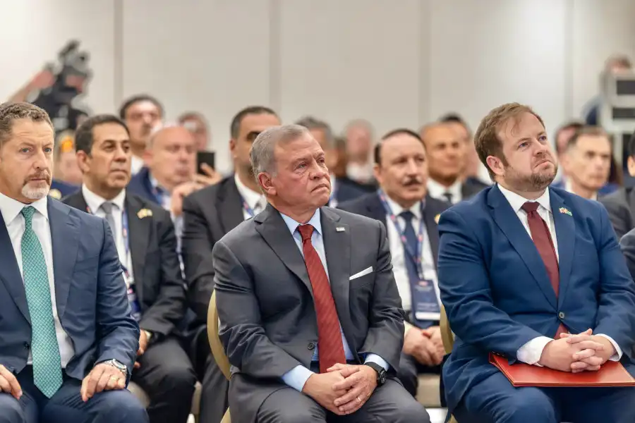 الملك يقود حراكا اقتصاديا في لندن..