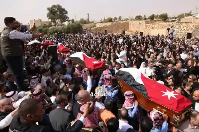 الأردنيون يشيعون جثامين شهداء كنيسة حمود