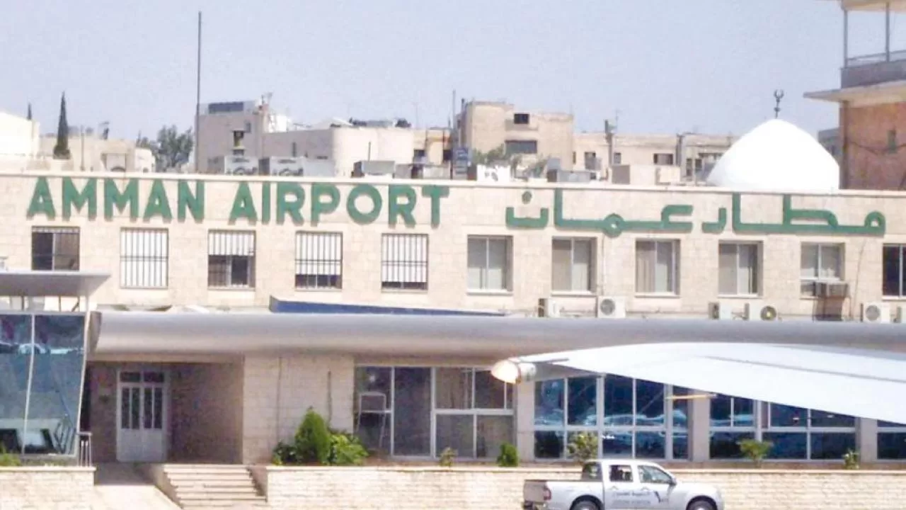مطار ماركا,مدار الساعة,عمان,