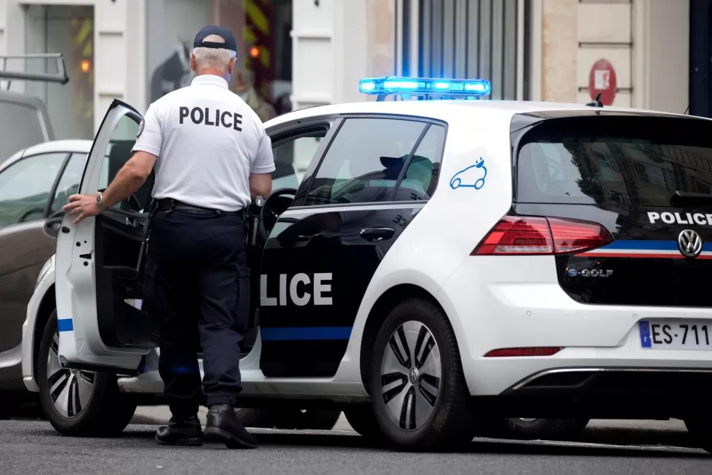 فرنسا: عثر عليها داخل غسالة ملابس