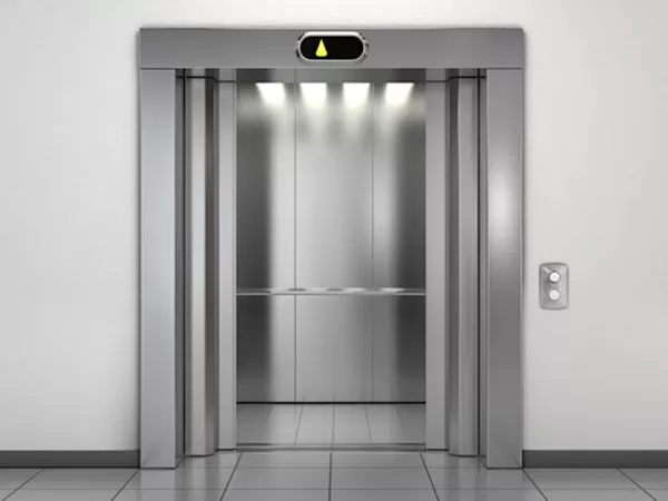 لماذا توضع مرآة داخل المصعد؟