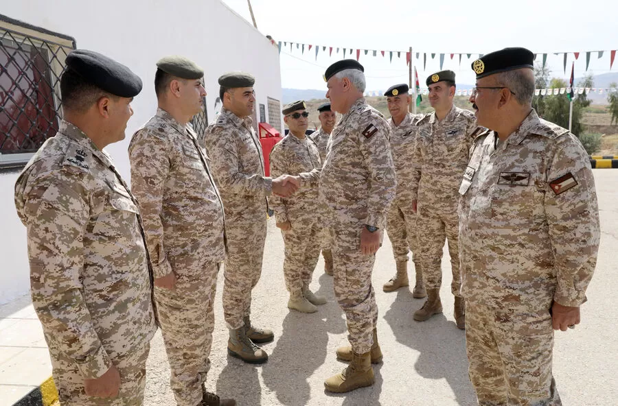 الحرس الملكي,عيد الفطر,الجيش العربي,المنطقة العسكرية الوسطى,الكفاءة والجاهزية العالية