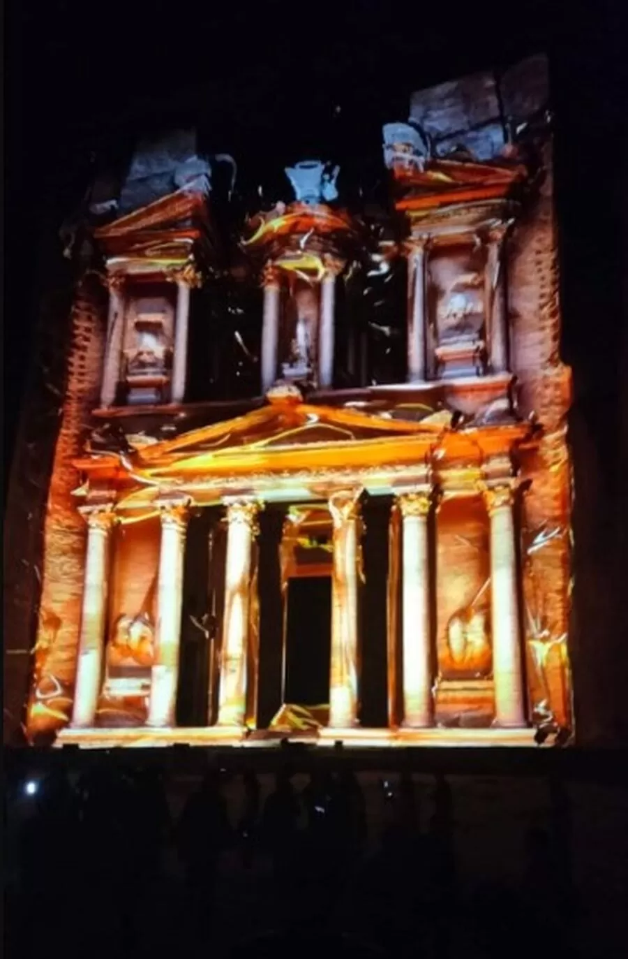مهرجان البترا الضوئي
تقنيات حديثة لعرض التراث العالمي
تنويع المنتج السياحي في البترا