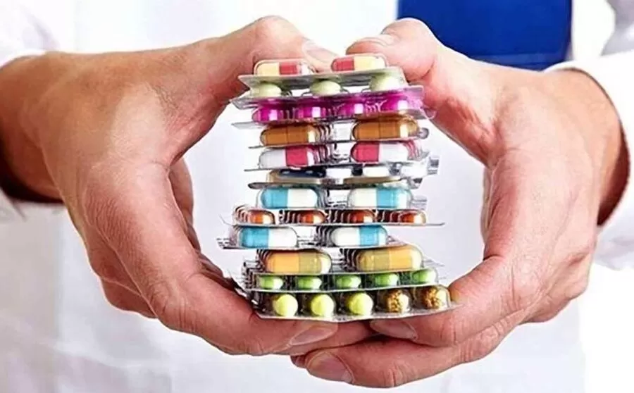 الأدوية متوفرة بنسبة 90%
لا انقطاع للأدوية العام المقبل
الأدوية متوفرة بكميات وافرة في المستشفيات والمراكز الصحية