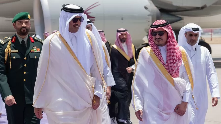 الشيخ تميم بن حمد آل ثاني,القمة العربية الـ32,الديوان الأميري القطري