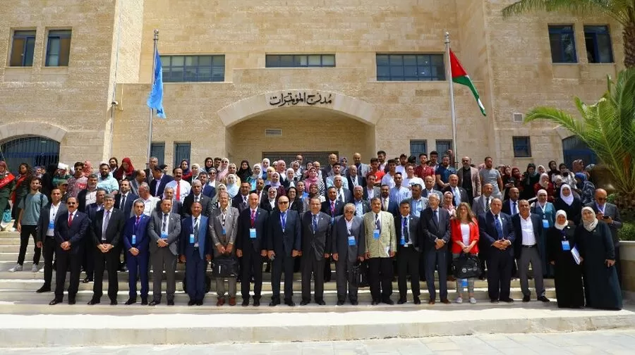 مدار الساعة,أخبار الجامعات الأردنية,جامعة الزرقاء,عيد الاستقلال