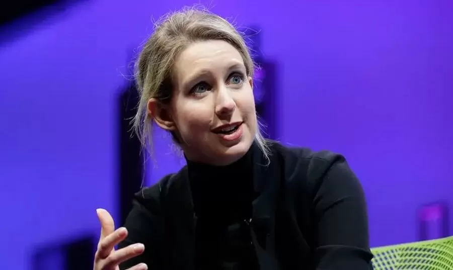 مدار الساعة,أخبار خفيفة ومنوعة,#إليزابيث_هولمز #Theranos #الاحتيال_المالي