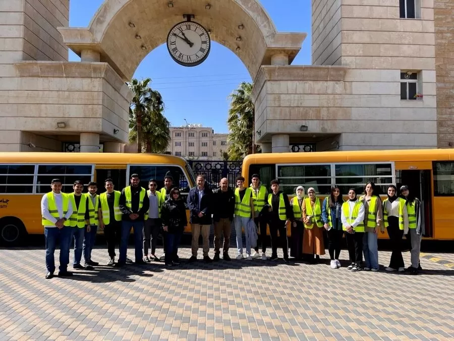 عمان,مدار الساعة,جامعة عمان الأهلية,