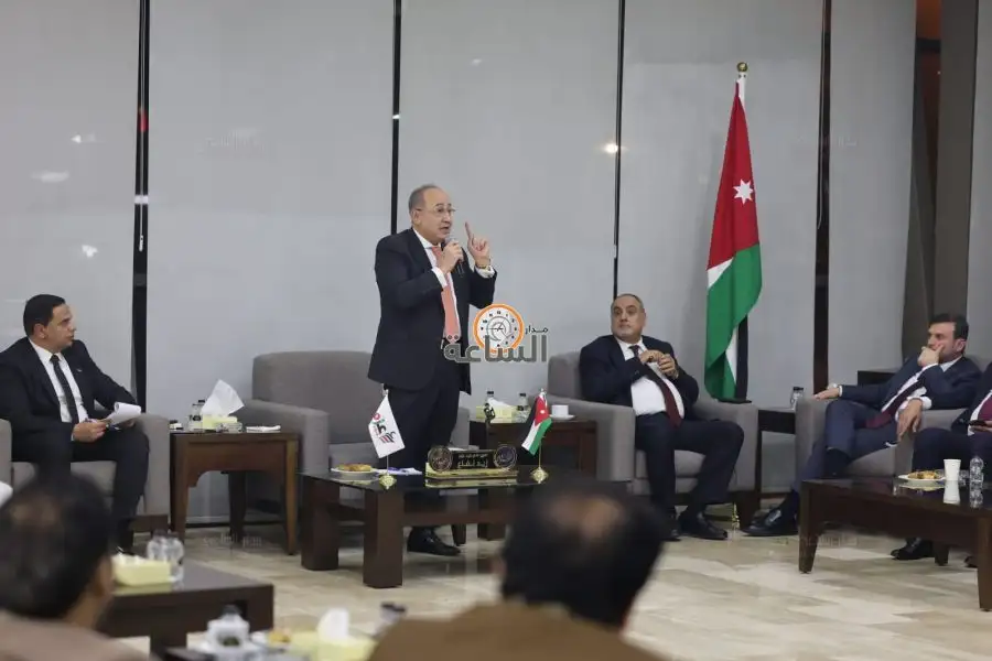 مدار الساعة,أخبار الأحزاب الأردنية,الملك عبدالله الثاني,حزب عزم