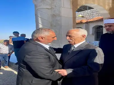 العيسوي ينقل تعازي الملك وولي العهد