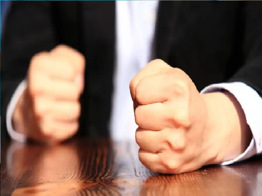 مدار الساعة,شؤون دينية