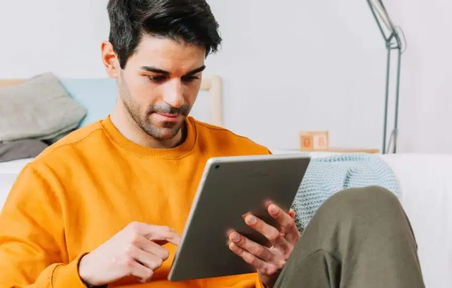 مدار الساعة,أخبار خفيفة ومنوعة