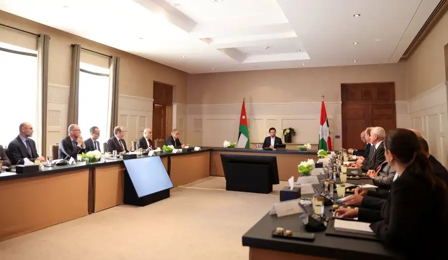 مدار الساعة,أخبار الأردن,اخبار الاردن,الدكتور جعفر حسان,ولي العهد,الحسين بن عبدالله الثاني,رئيس الوزراء,قصر الحسينية,الذكاء الاصطناعي