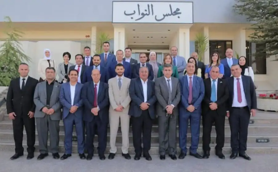 مدار الساعة,أخبار الجامعات الأردنية,الملك عبد الله الثاني,الأمير الحسين بن عبد الله الثاني,ولي العهد,جامعة الزرقاء