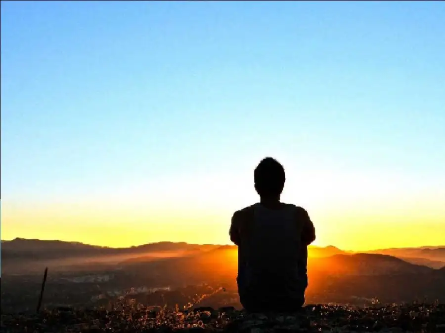 مدار الساعة,شؤون دينية