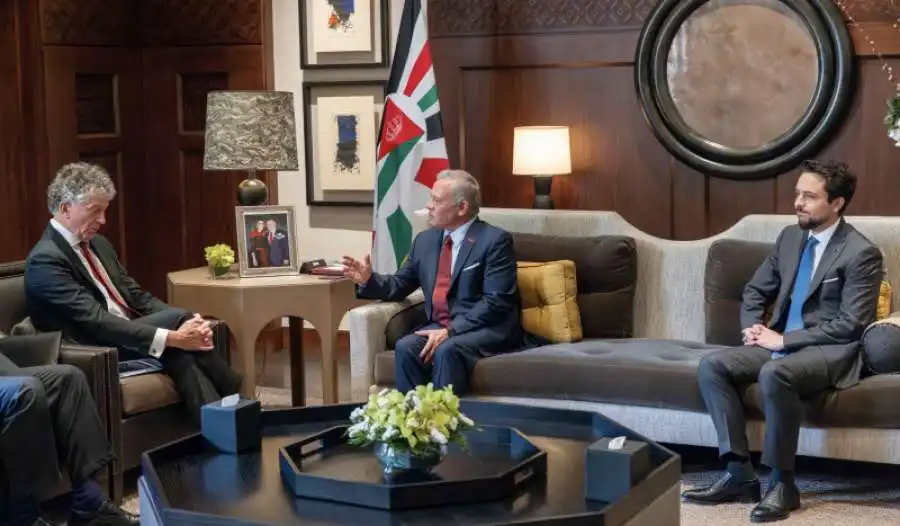 مدار الساعة,أخبار الأردن,اخبار الاردن,نائب رئيس الوزراء,وزير الخارجية وشؤون المغتربين,الملك عبدالله الثاني,الحسين بن عبدالله الثاني,ولي العهد,رئيس الوزراء,أيمن الصفدي,الضفة الغربية,قصر الحسينية