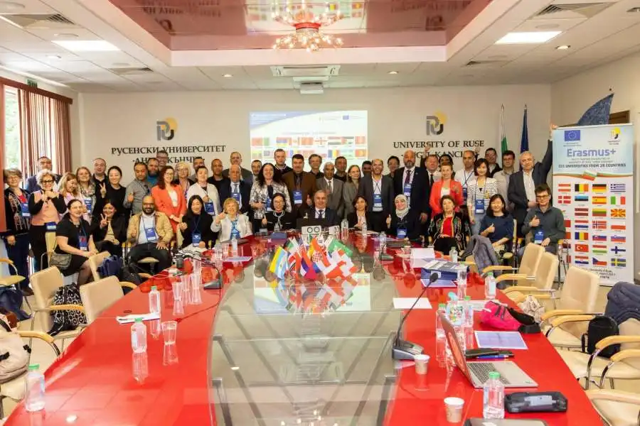 مدار الساعة,أخبار الجامعات الأردنية,الاتحاد الأوروبي,جامعة الزرقاء,كلية الهندسة التكنولوجية