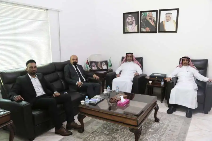 مدار الساعة,الكلية الجامعية الوطنية