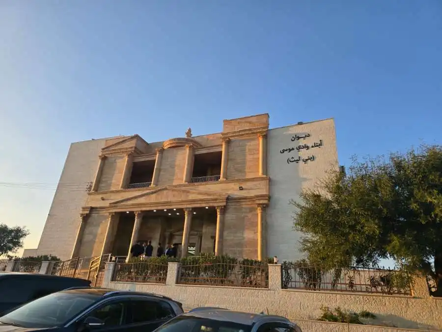 مدار الساعة,مناسبات أردنية,ولي العهد,الملك عبدالله الثاني بن الحسين,الحسين بن عبدالله الثاني,الملك عبدالله الثاني,عيد الاستقلال