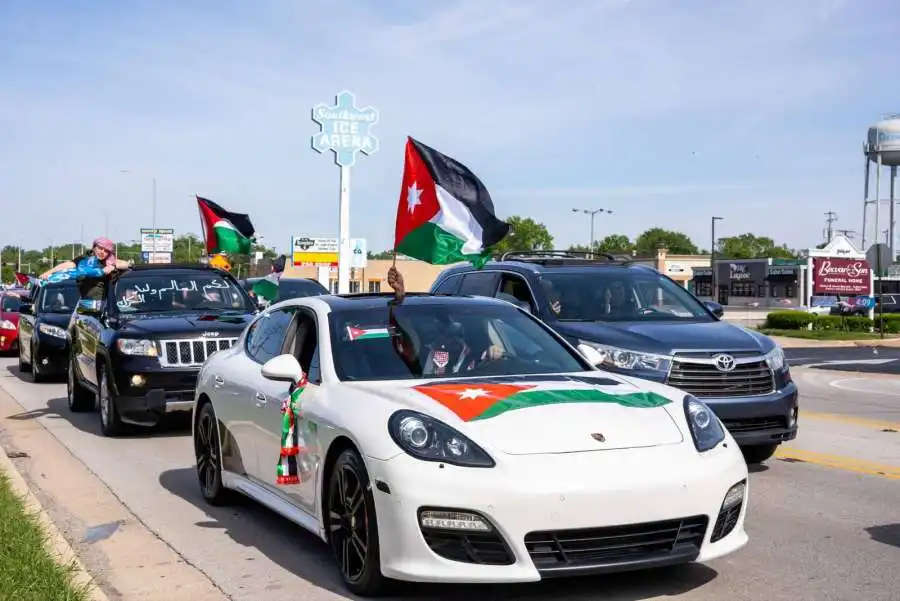 مدار الساعة,مناسبات أردنية,عيد الاستقلال,وسائل التواصل الاجتماعي