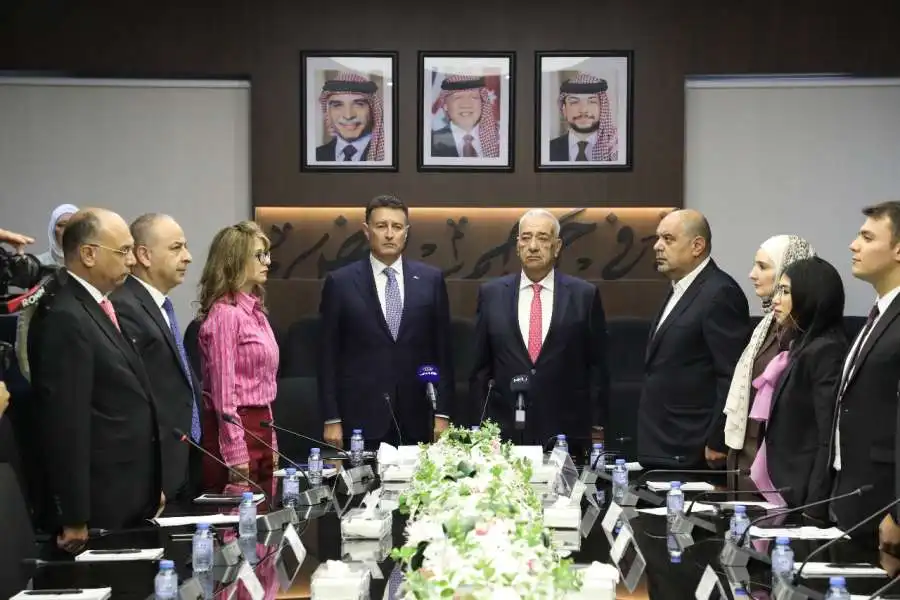 مدار الساعة,أخبار مجلس النواب الأردني,أخبار الأحزاب الأردنية,مجلس النواب,جامعة الشرق الأوسط,حزب الميثاق الوطني