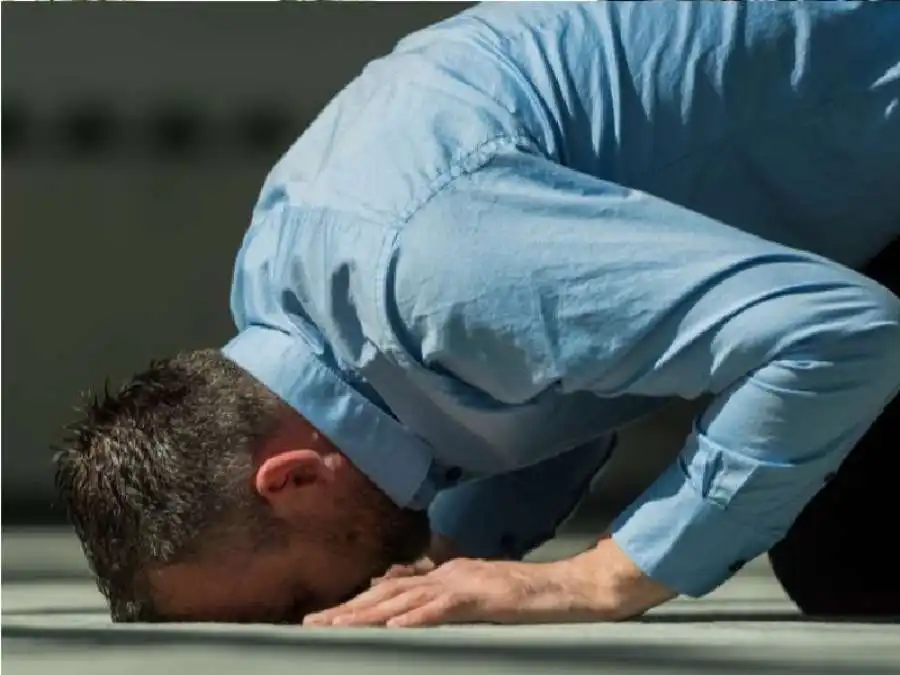 مدار الساعة,شؤون دينية