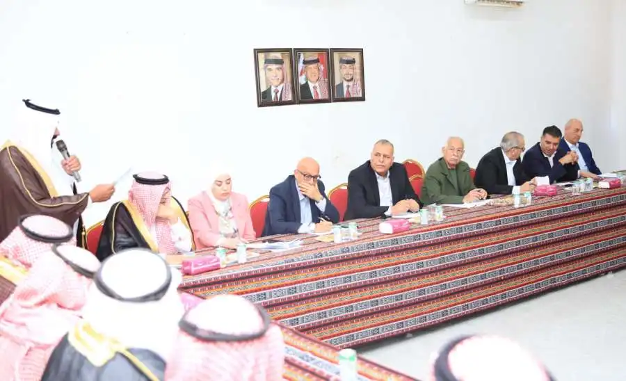 مدار الساعة,أخبار الأردن,اخبار الاردن,وزير المياه والري,وزير الأشغال العامة والإسكان,ماهر أبو السمن,وزير الزراعة,وزيرة التنمية الاجتماعية,الملك عبدالله الثاني,رائد أبو السعود,الملكة رانيا العبدالله,الحسين بن طلال,الديوان الملكي الهاشمي,وزارة الصحة,دائرة الأراضي والمساحة,وزارة المياه والري,صندوق المعونة الوطنية,التنمية الاجتماعية,التدريب المهني,وزارة المياه,خزينة الدولة