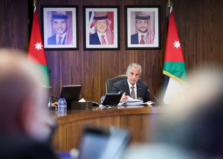 مدار الساعة,أخبار الأردن,اخبار الاردن,الدكتور جعفر حسان,رئيس الوزراء,المملكة الأردنية الهاشمية,وزارة الخارجية وشؤون المغتربين,وزارة المالية,مؤسسة المواصفات والمقاييس,دائرة ضريبة الدخل والمبيعات,وزارة الداخلية,مديرية الأمن العام,وزارة الصحة,ديوان التشريع والرأي,البنك المركزي الأردني,وزارة الخارجية,وزارة البيئة,المواصفات والمقاييس,دائرة ضريبة الدخل,الأمن العام,البنك المركزي