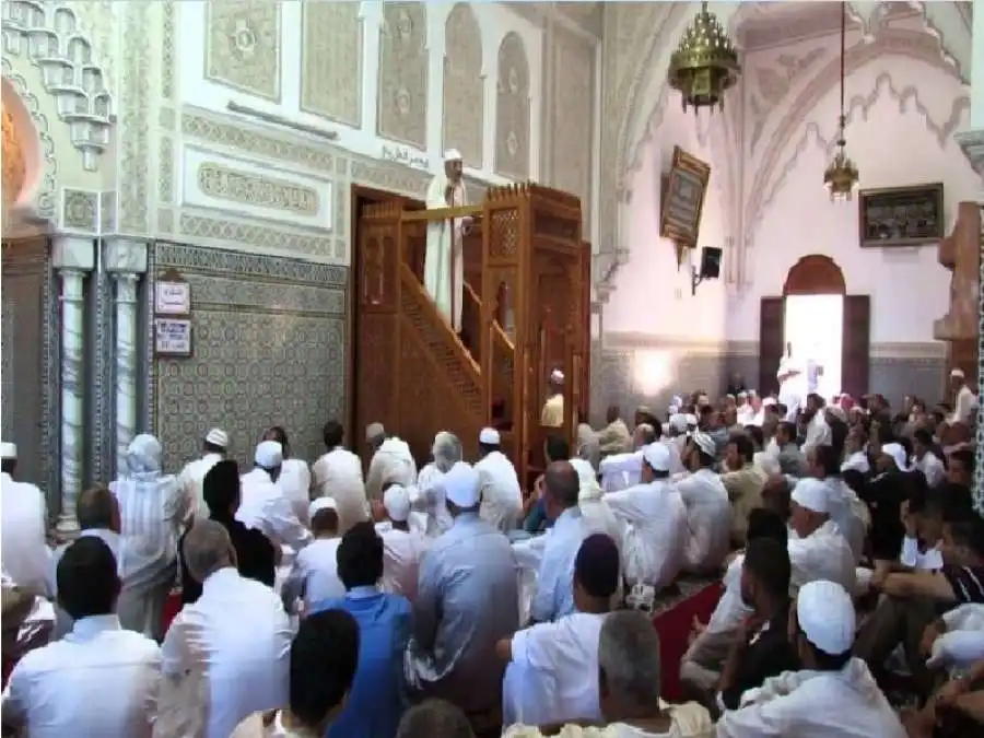 مدار الساعة,شؤون دينية