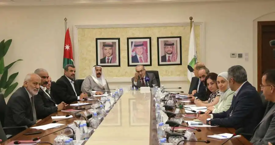 مدار الساعة,أخبار مجلس النواب الأردني,ماهر أبو السمن,ماهر ابو السمن,الملك عبدالله الثاني,وزارة الأشغال العامة والإسكان,وزارة الأشغال,مجلس النواب