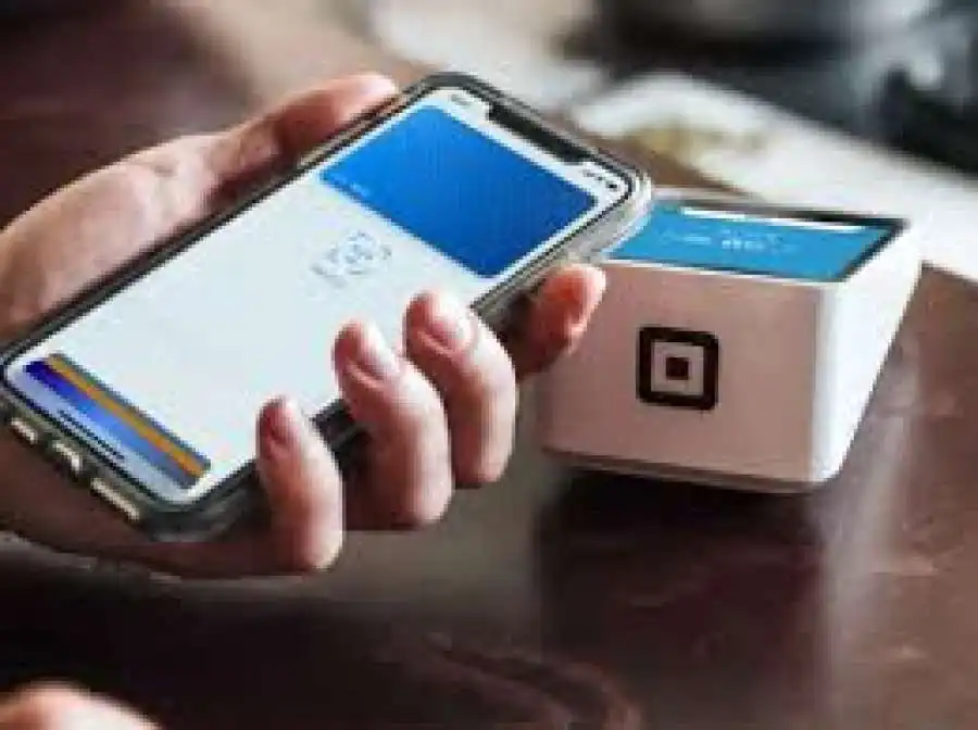 مدار الساعة,وسائل التواصل الاجتماعي