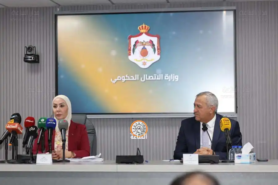 مدار الساعة,أخبار الأردن,اخبار الاردن,رئيس الوزراء,معهد الإدارة العامة,منتدى التواصل الحكومي,وزارة الاتصال الحكومي