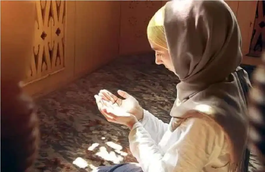 مدار الساعة,شؤون دينية