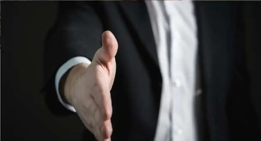 مدار الساعة,شؤون دينية