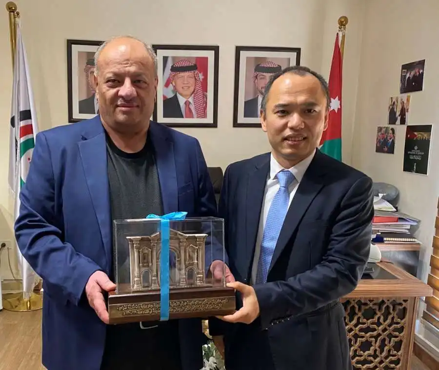 مدار الساعة,أخبار ثقافية