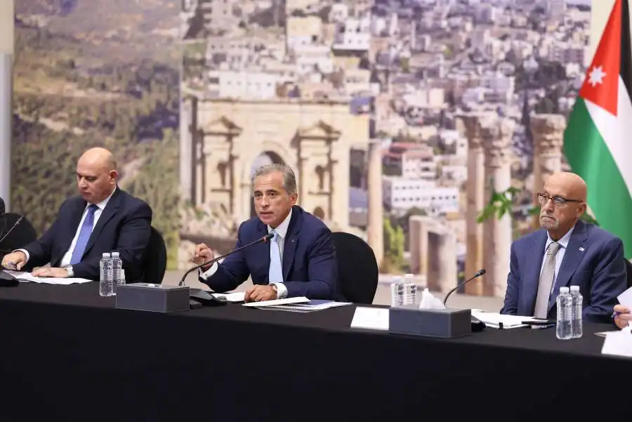 مدار الساعة,أخبار الأردن,اخبار الاردن,الدكتور جعفر حسان,رئيس الوزراء,رئاسة الوزراء,الديوان الملكي الهاشمي,مركز الحسين للسرطان,عيد الاستقلال,مستشفى جرش,كأس العالم