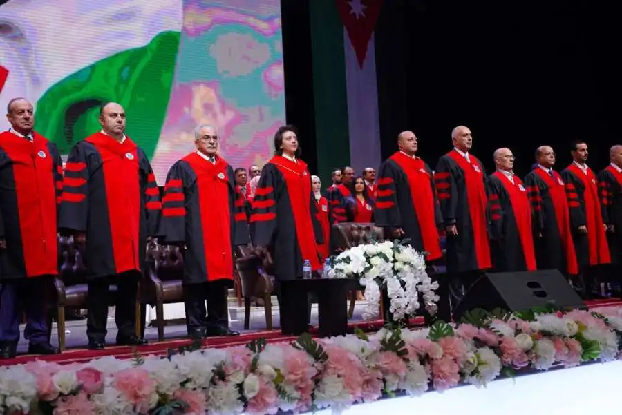 مدار الساعة,Video,فيديو,أخبار الجامعات الأردنية,مناسبات أردنية,الملك عبد الله الثاني,كورونا,الأمير فيصل بن الحسين,الأمير الحسين بن عبد الله الثاني,ولي العهد,الأميرة آية بنت فيصل,جامعة عمان الأهلية,المنتخب الوطني لكرة القدم,كأس العالم,المنتخب الوطني,يزن العرب