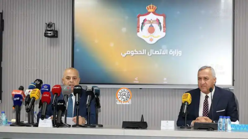 مدار الساعة,أخبار الأردن,اخبار الاردن,خير أبو صعيليك,رئاسة الوزراء,وزارة الاقتصاد الرقمي والريادة,دائرة الأراضي والمساحة,وزارة الاقتصاد الرقمي,دائرة الأحوال المدنية,معهد الإدارة العامة,مستشفى البشير,هيئة الخدمة والإدارة العامة,مستشفى الأميرة بسمة,منتدى التواصل الحكومي,وزارة الاتصال الحكومي