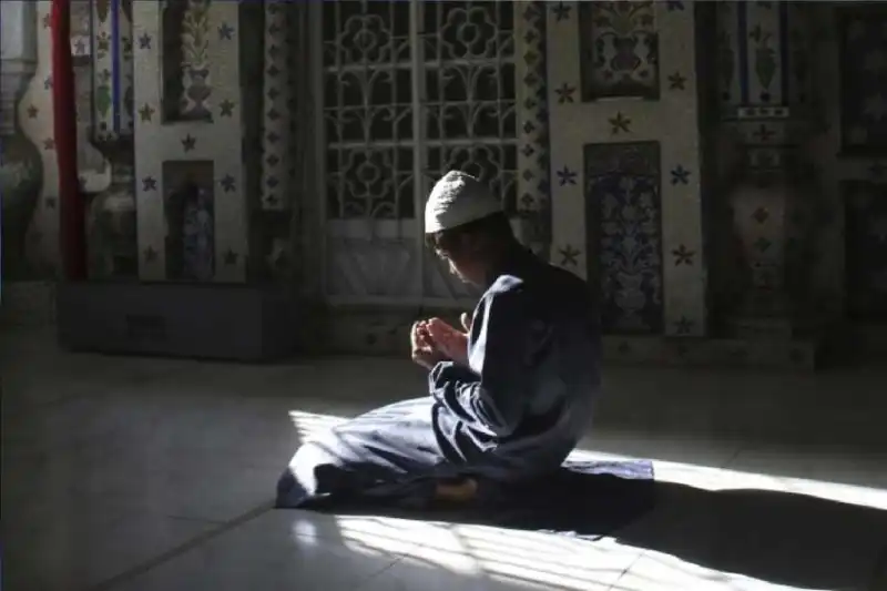 مدار الساعة,شؤون دينية