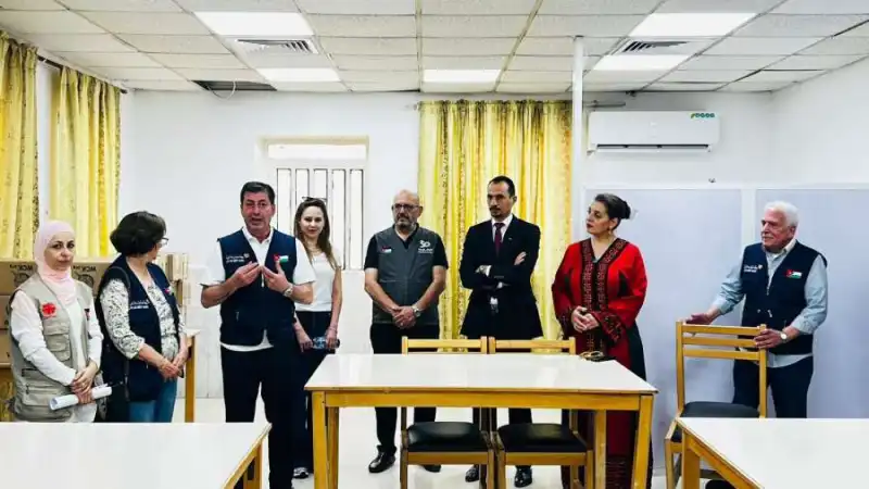 مدار الساعة,مناسبات أردنية,مستشفى الأميرة إيمان