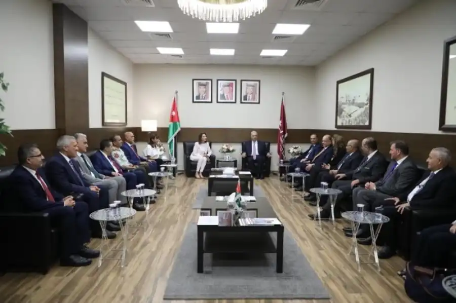 مدار الساعة,أخبار الجامعات الأردنية,وزير الاتصال الحكومي,محمد المومني,الأميرة ريم علي,جامعة البترا,جامعة الشرق الأوسط,نقيب الصحفيين,الذكاء الاصطناعي