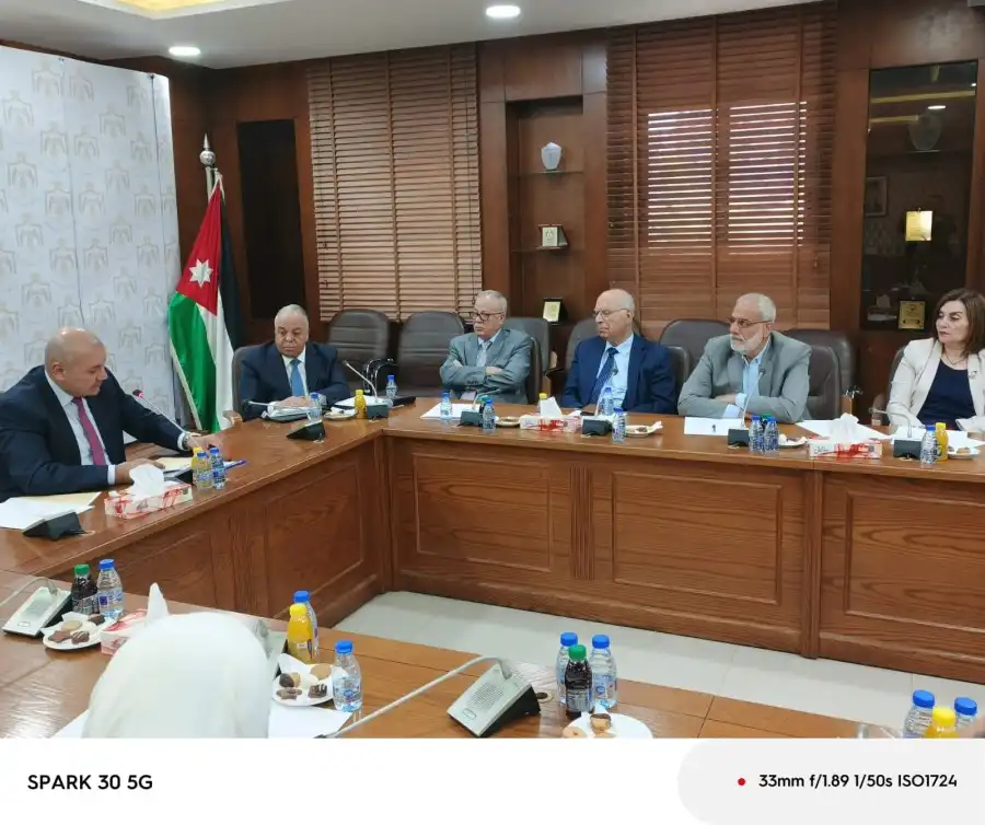 مدار الساعة,مناسبات أردنية,عبد المنعم العودات,الملك عبد الله الثاني,القوات المسلحة,قطاع غزة,الضفة الغربية,وسائل التواصل الاجتماعي,خدمة العلم