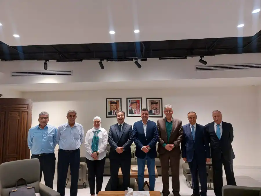 مدار الساعة,أخبار الأردن,اخبار الاردن,أخبار الأحزاب الأردنية,الحسين بن طلال,رئيس الوزراء,الضفة الغربية